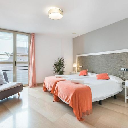 Apartamento Moderno Calle Larios Малага Екстериор снимка