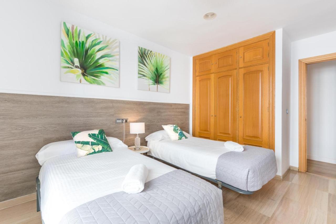 Apartamento Moderno Calle Larios Малага Екстериор снимка