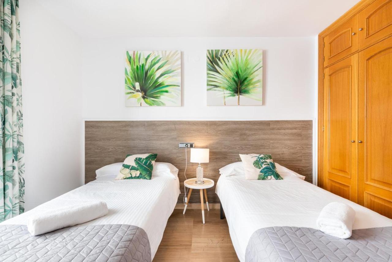 Apartamento Moderno Calle Larios Малага Екстериор снимка